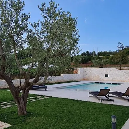 Villa Trulli Martina